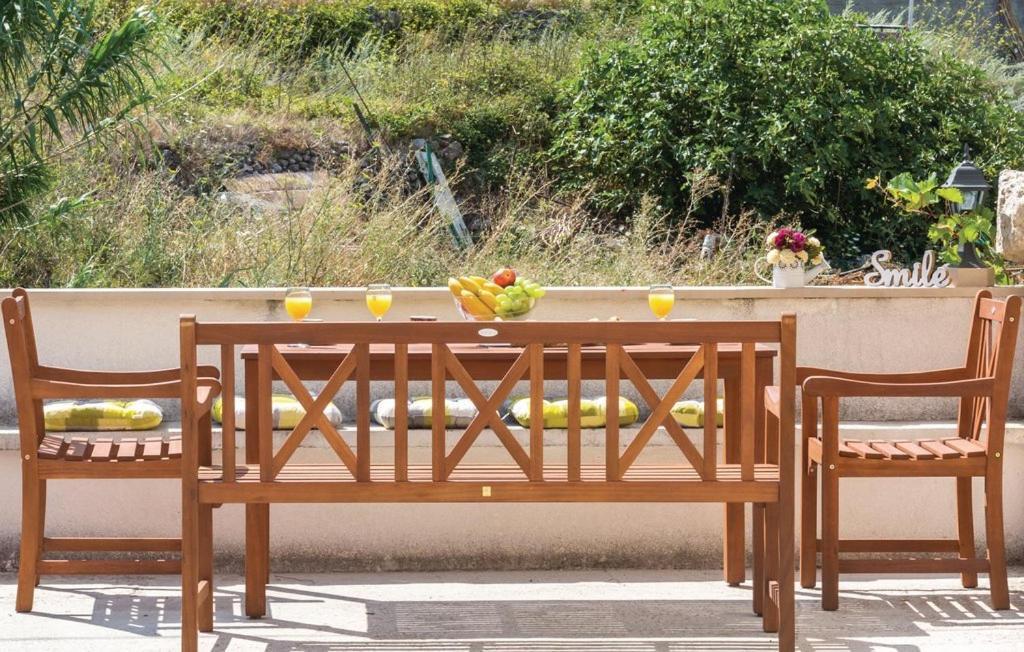 Farm Stay Feniks Tučepi Exterior foto