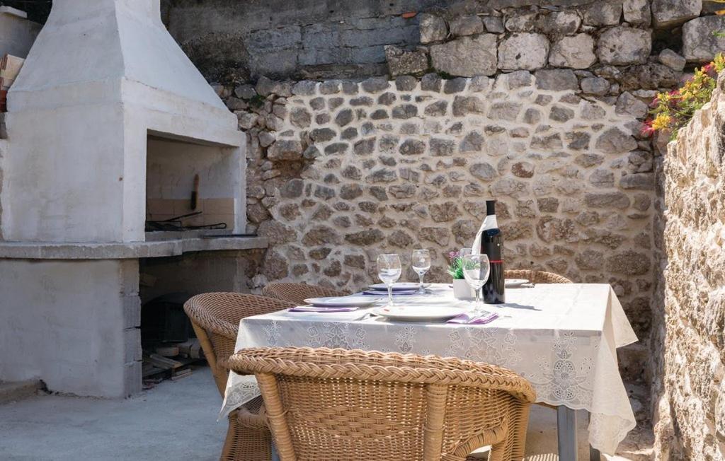 Farm Stay Feniks Tučepi Exterior foto