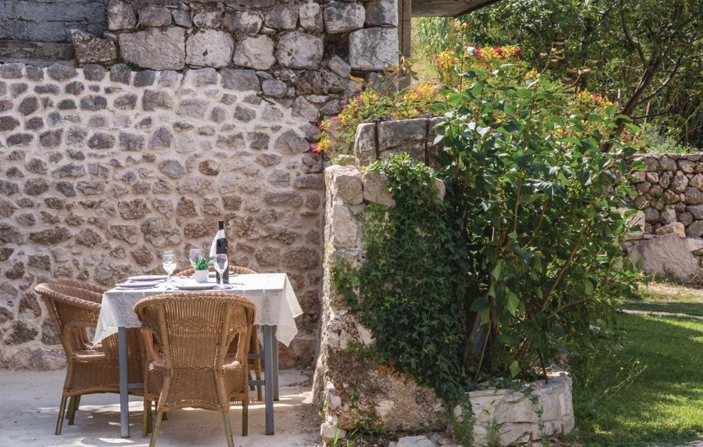 Farm Stay Feniks Tučepi Exterior foto