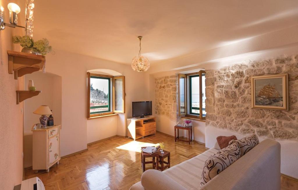 Farm Stay Feniks Tučepi Exterior foto