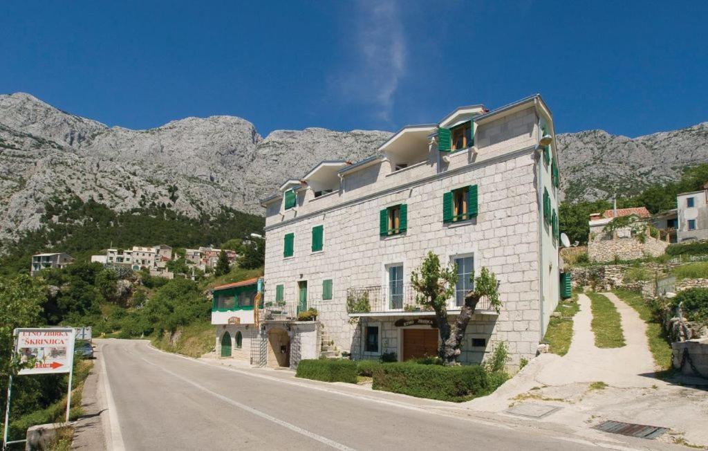 Farm Stay Feniks Tučepi Exterior foto