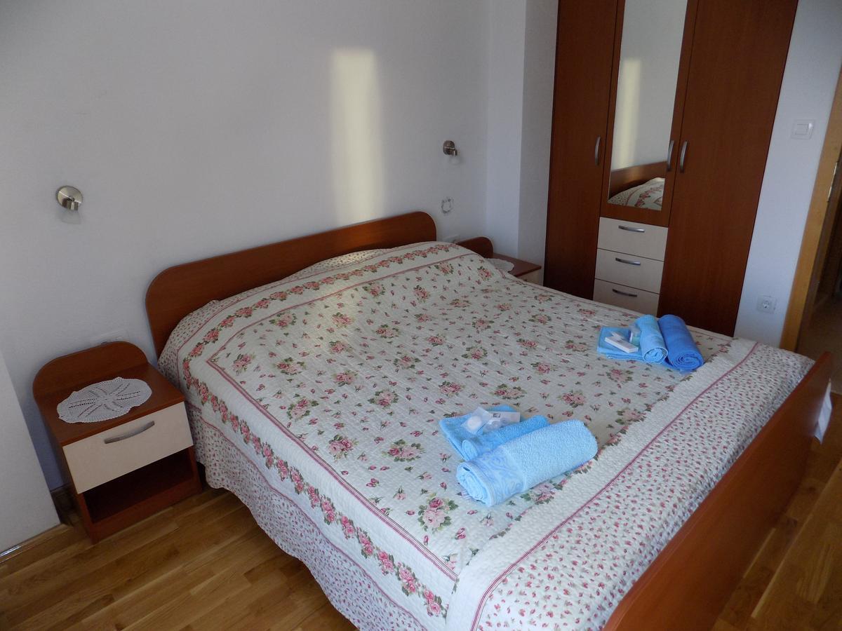 Farm Stay Feniks Tučepi Exterior foto